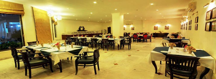 1841/The Hadoti Palace - Bundi 07.jpg